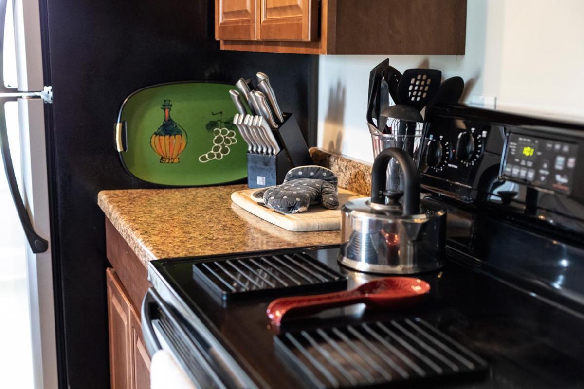 South Broadway Manor B&B - Near Fallingwater, Ohiopyle State Park, Hiking & Biking Trails Gap Scottdale 외부 사진