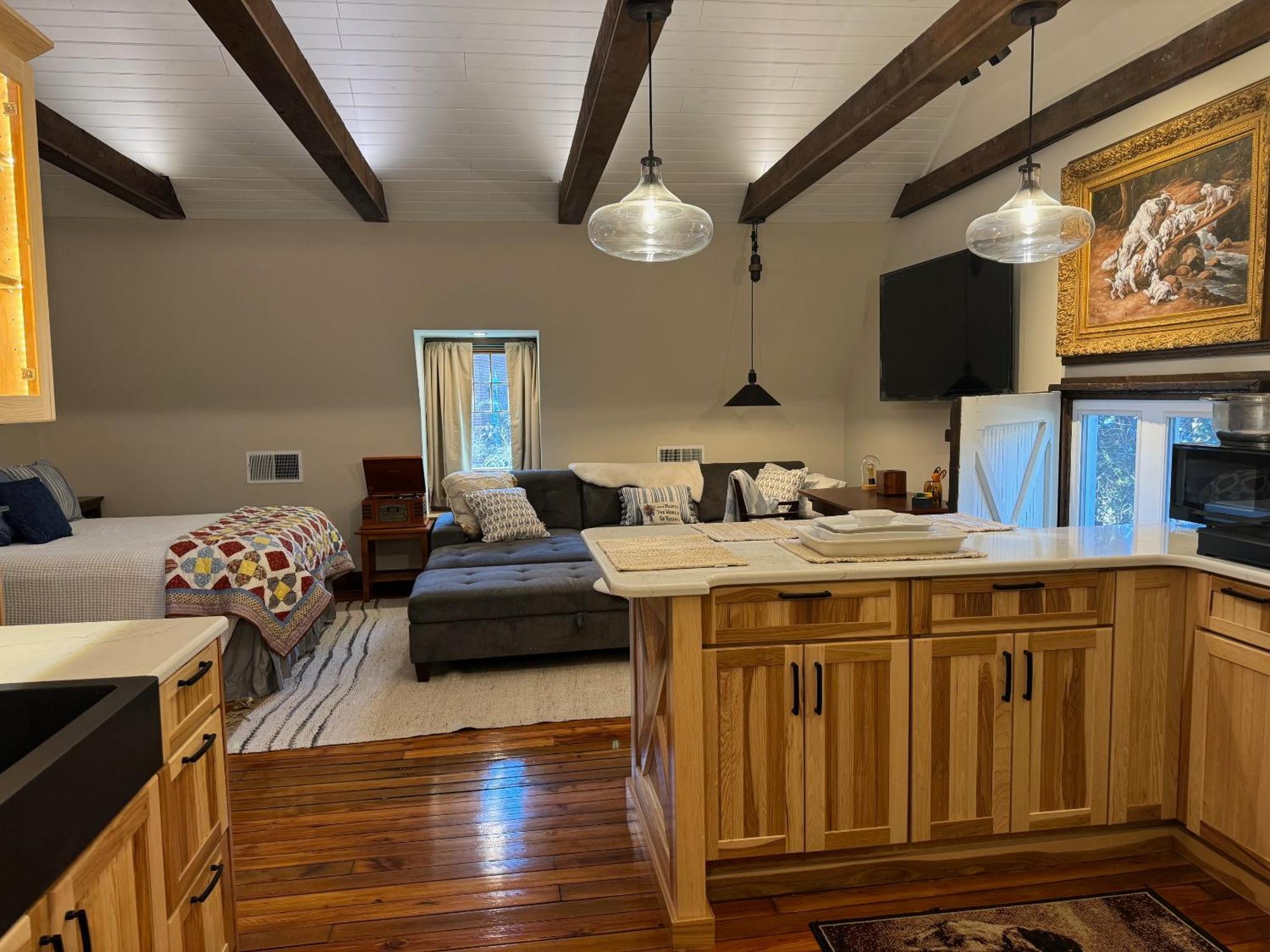 South Broadway Manor B&B - Near Fallingwater, Ohiopyle State Park, Hiking & Biking Trails Gap Scottdale 외부 사진